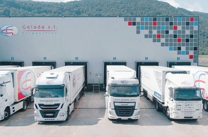 _0007_Gelada-empresa-frontal